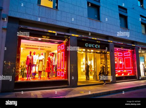 Gucci milano monte napoleone